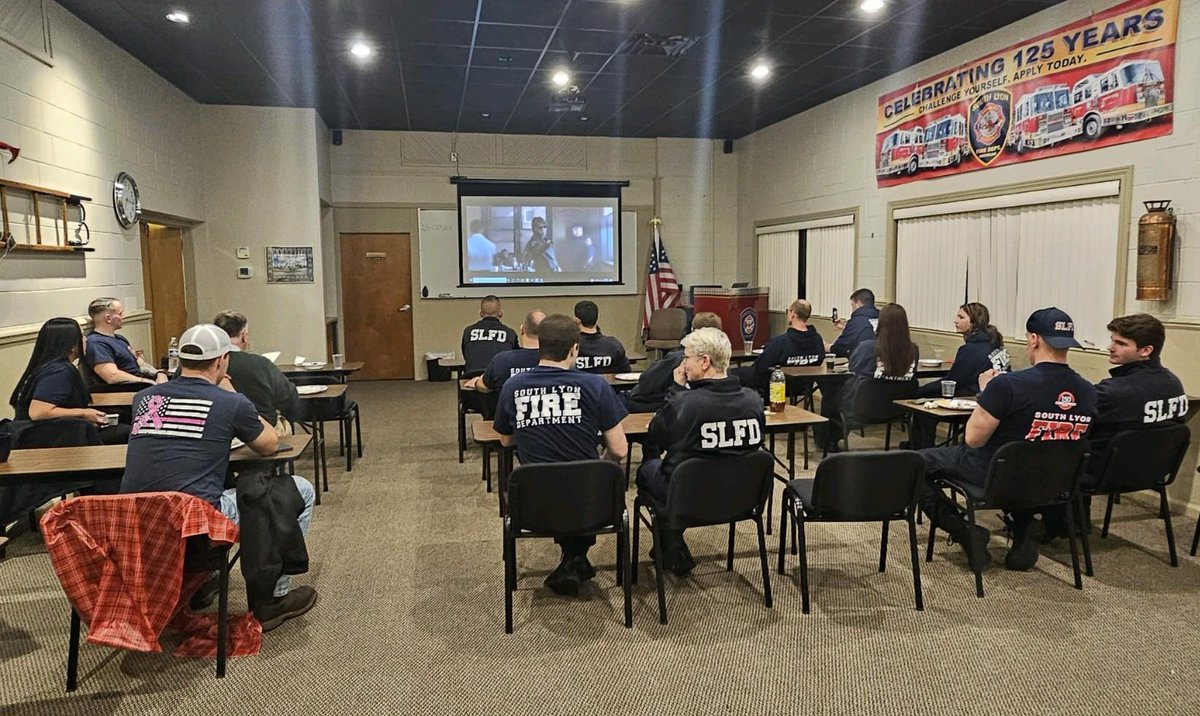 SouthLyonFD's tweet photo. A SLFD 🦃 holiday tradition: 
Dinner and watching Backdraft 🔥 https://t.co/p9DNbJX8jx