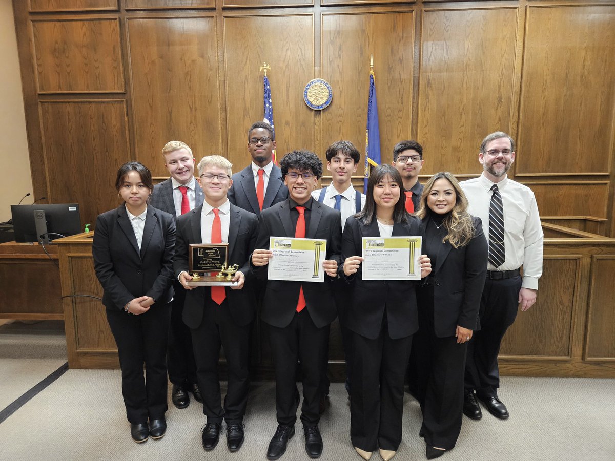 Great job to Team 2 Folklore for their hard work as they end their season as Regional Runner-Ups! 🙌

Congrats to:
Hien Le
Nathan Bouvilom
Nathan Robles
Pablo Gomez
Adan DeLeon
Ngan Le
Jacob Gill
Melusi Ngeleka

Coaches:
Audrey Felderman
Matt Winter
Ruth Liston