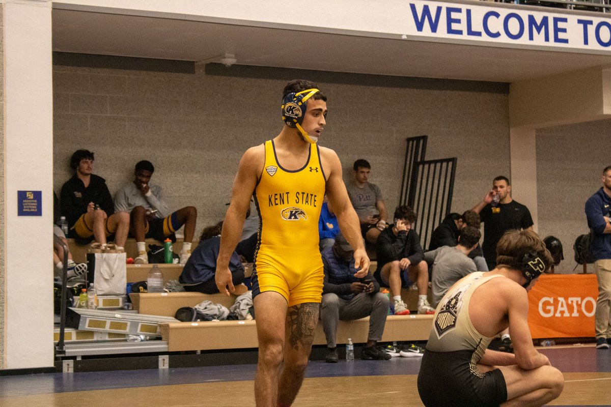 KentStWrestling's tweet image. Wishing Adan and Cael a Happy Birthday! #StayGolden x #GoFlashes