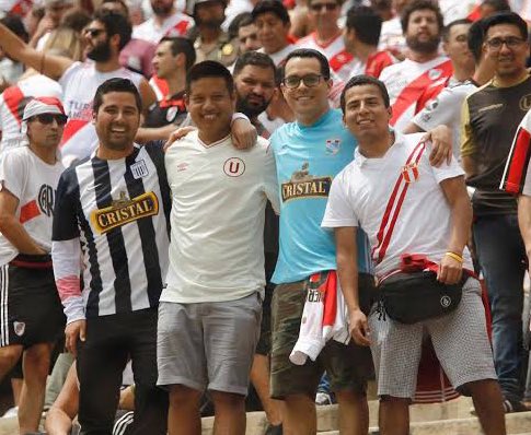 SolitarioDSayan's tweet photo. Reyna Grimaldo y Quispe jugando un partidazo.

Twitter Perú: https://t.co/JOqWyGAWAt