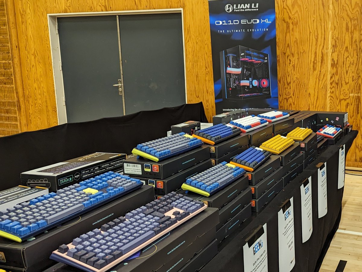 duckyglobal's tweet photo. Let's take a look at some exciting moments from the NPF Lan Event!
Ducky is also here!
#ducky #mechanicalkeyboard #NPF #Lanevent #gaming #event #party #one3 #campagin #gamingparty https://t.co/bVHhjGwwlN
