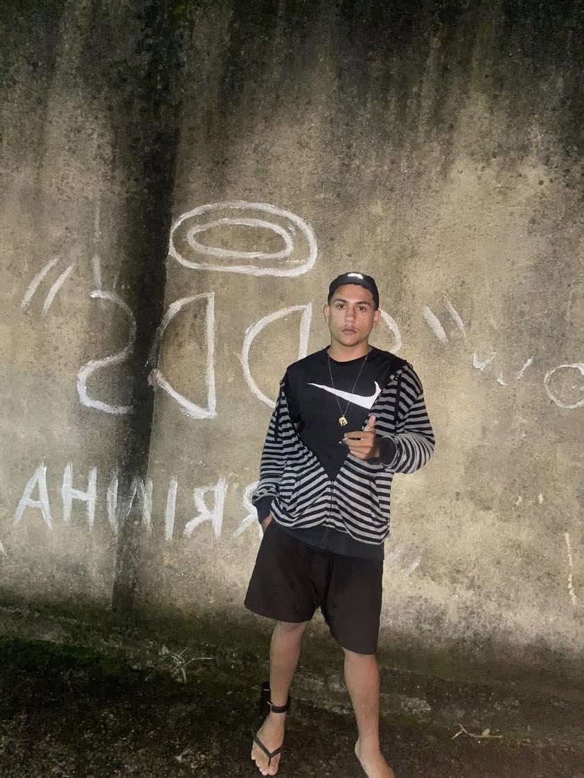 sddterrinha's tweet photo. nós é o trem bala do rio diz aí quem n conhece né😝🥋 https://t.co/1PFScBiOIY