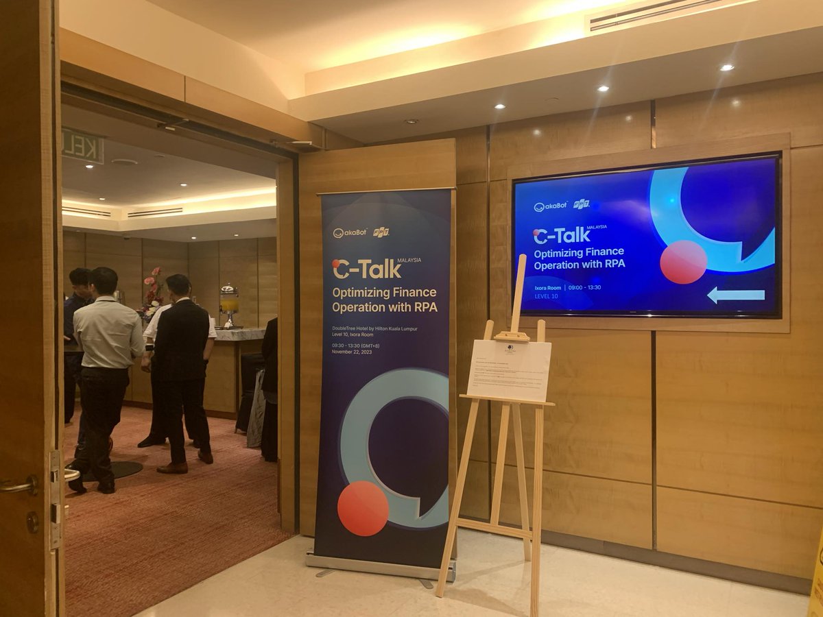 akaBot_FPT's tweet image. Right now, the atmosphere at C-Talk Malaysia event is FIRE as our top experts sharing invaluable insights and DX strategies. Stay tuned for more exciting updates! 🌐
#FastAutomation #akaBot #RPA #automation #hyperautomation #digitaltransformation #CTalk #CTalkMalaysia #Finance