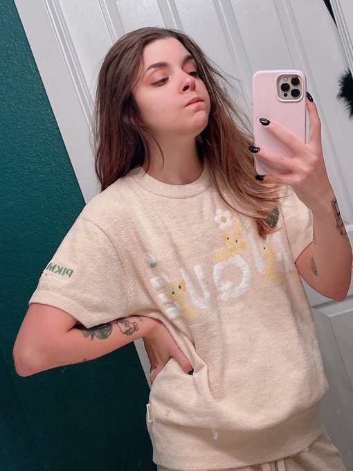 Ayo https://t.co/ogL3VWt0HX