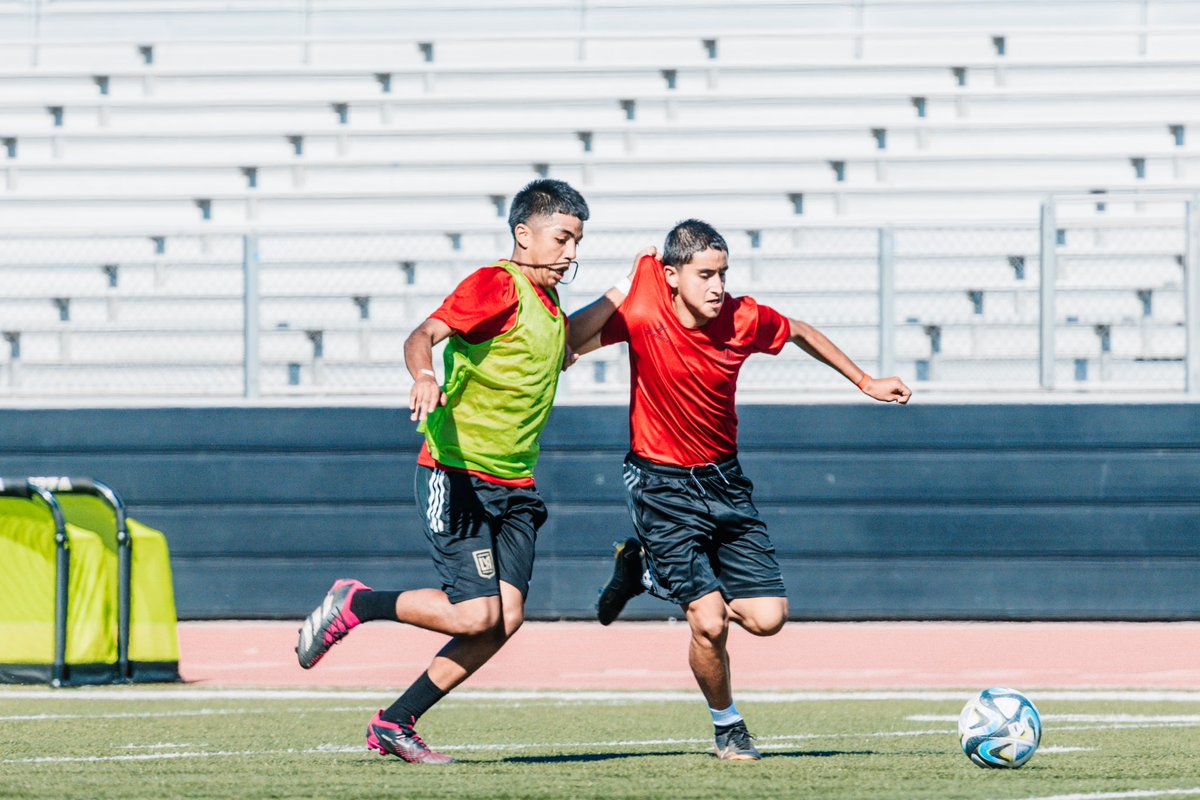 ¡Segundo y último día de Los Ángeles ID Camp con Northgate Gonzalez Markets! 🔎✅ En estos dos días asistieron más de 150 niñas y niños a las pruebas. 👏🏼🇺🇸🇲🇽 📸 Galería completa 👉🏼 facebook.com/share/p/CofqbD… #ConAlmaPotosina