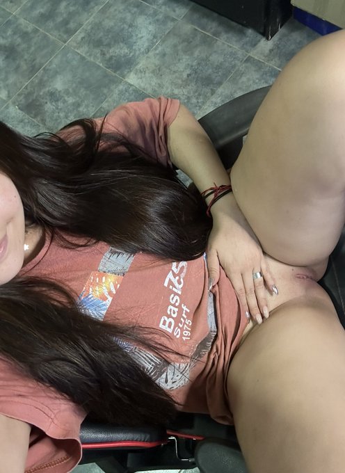 tu chica https://t.co/utuqvHwKMH