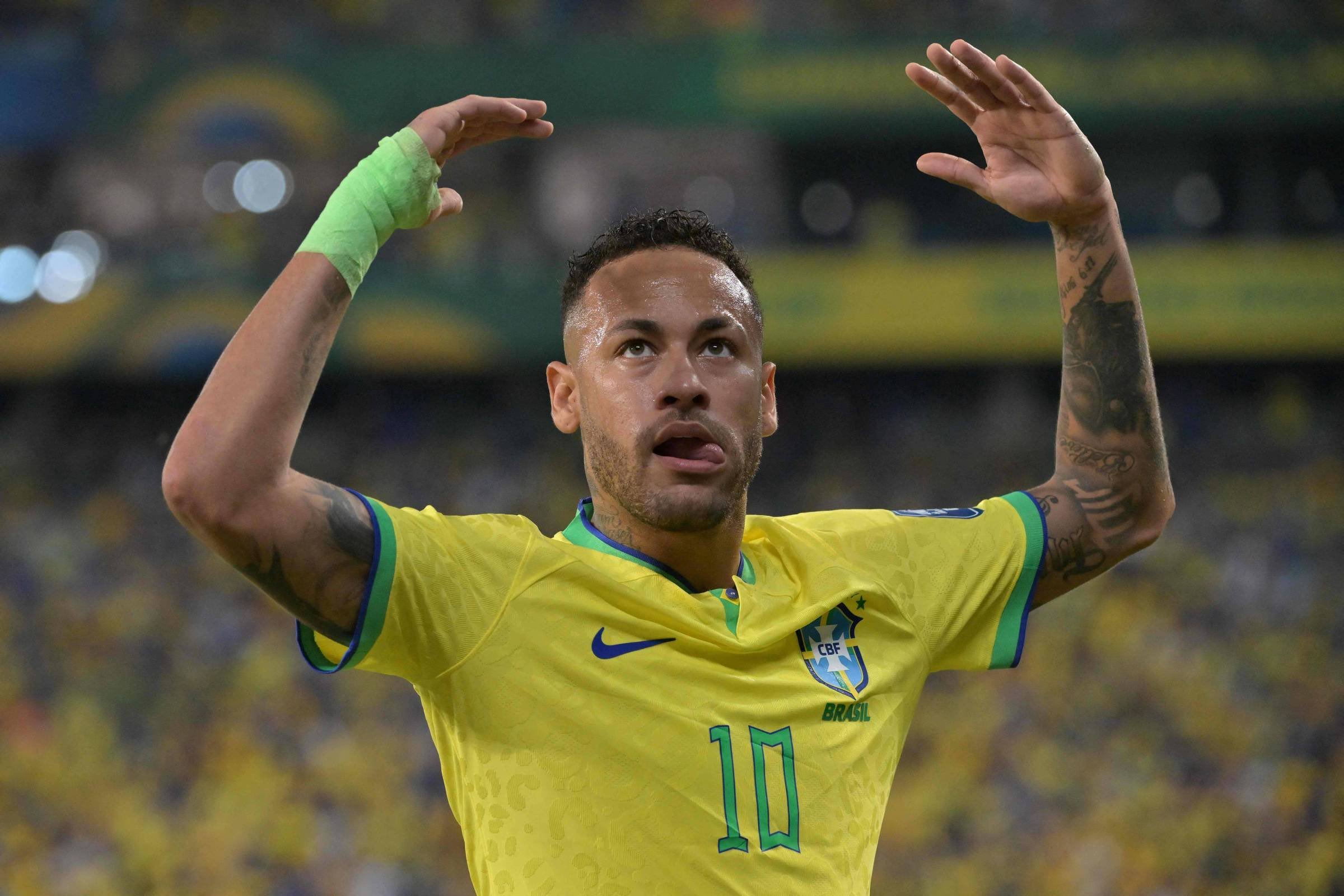 Neymar assiste a Brasil e Argentina: 'Ia fazer uma confusão danada