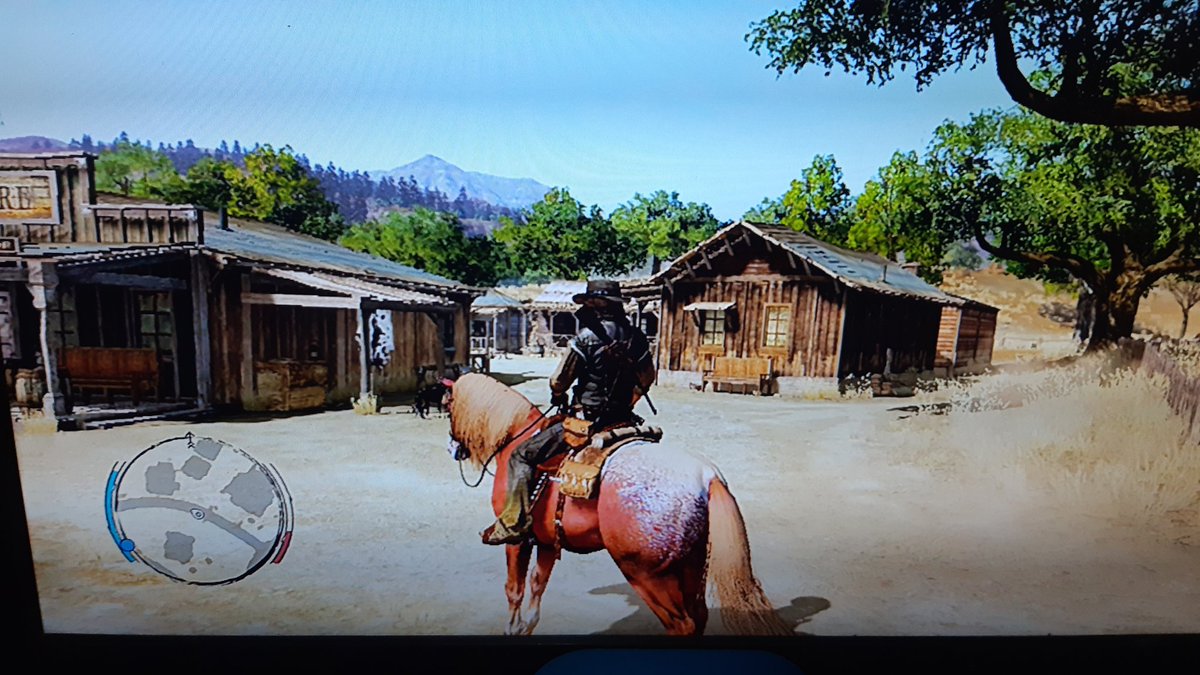 RDXB222's tweet photo. Chegar em casa cansado do trampo, comer comida boa e jogar Red Dead Redemption https://t.co/GOc7EzIBj2
