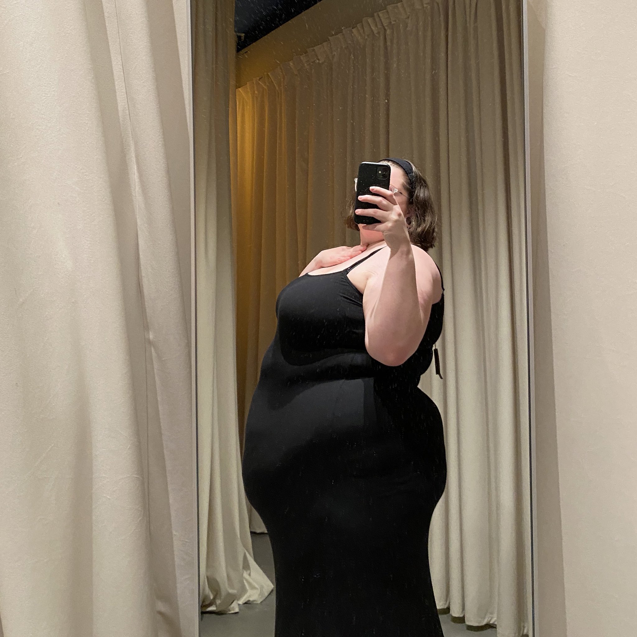 1 pic. I didn’t like this dress, but I know y’all will https://t.co/DWa2MMuUFb