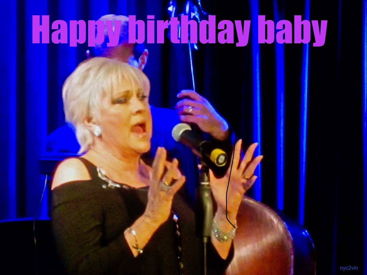Happy Birthday @LornaLOfficial  @MinnelliArchive @DementiaMama @FeinsteinsSF  @54Below @iShowTunes @iShowTunes  
🎶🎭