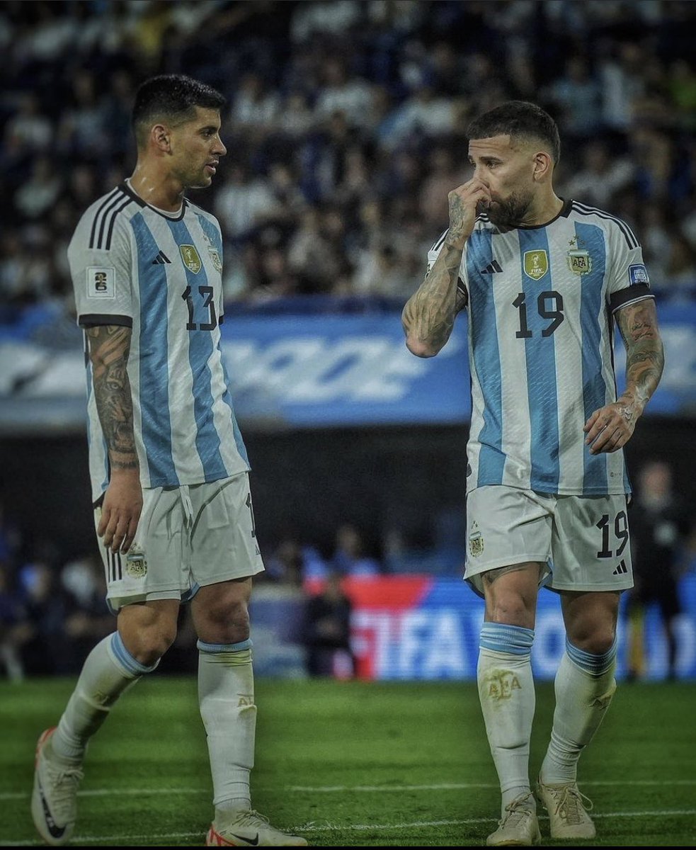 PadreBostero's tweet photo. No importa de qué país seas, mis centrales son mejores que los tuyos. Guerreros. https://t.co/3j7rVpXIVS
