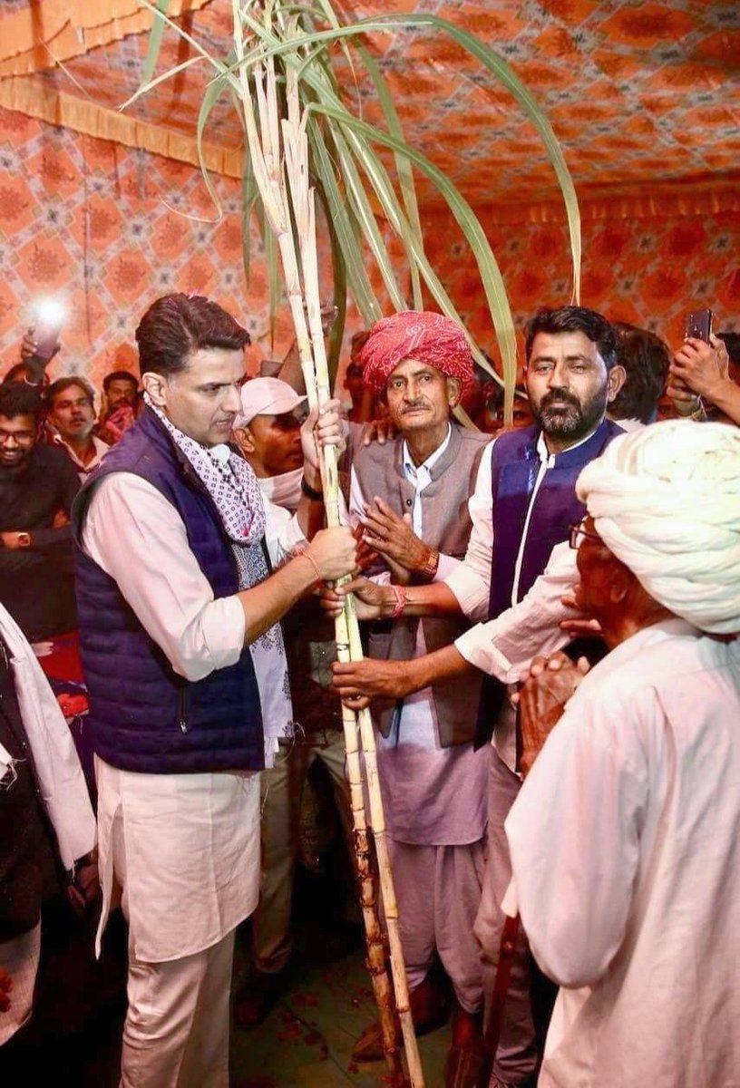 manjeet_2215's tweet photo. #गन्ना किसान पर वोट देकर किसान के बेटे #नरेश को विजय बनाएं!
@SachinPilot @NareshMeenaINC @TheMeena_Samaj @DrKirodilalBJP @monikameeena @8PMnoCM @sharatjpr @Veergurjarsena1 @GurJarWarriors @arvindchotia @AnilGurjarX @Rajsthanikaka @KrantiTiwari1 @KotwalMeena @Lokeshkarauli https://t.co/USbIzeZq8T