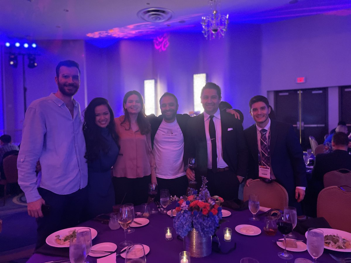DanielVelaMD's tweet photo. The involvement of speakers, trainees, national and international participants was evident, and special. We have forged friendships, and collaborations over the years. #SVIN23 fortified them and brought us new ones, so much gratitud for it all.  @svinsociety https://t.co/yHqRtU2rfD