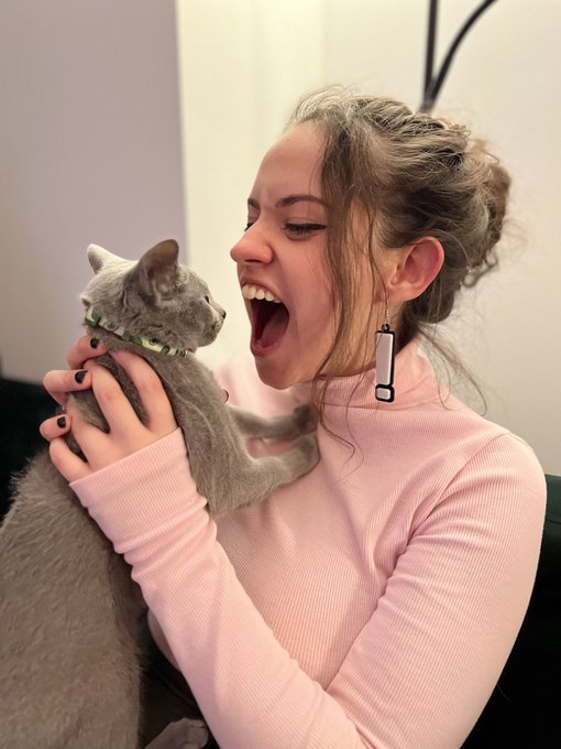 we love puss!!!! https://t.co/BU2vNa9Uzq