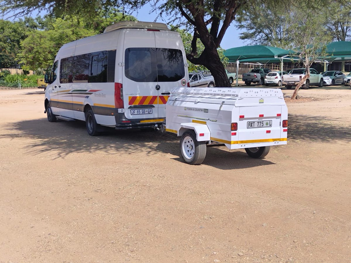 BokeTours's tweet photo. No one does groundhandling than us. Past few days .We have partnered for intra province transfer. #BokeToursIsOpenForBusiness #travel #crossborder #TravelWithBokeTours #UnlikeAnyOther #africatravel #FestiveSeason https://t.co/6fNCW0itRG