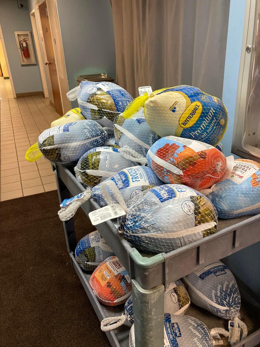 Chagrin Falls Park Community Center tweet media