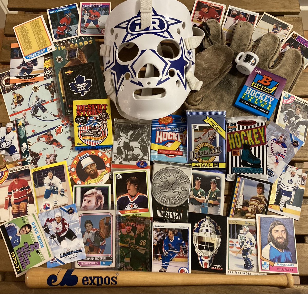 What the hell, let’s make it a big one! It’s that time again &amp; you know how it works. Like, retweet, &amp; make sure you’re following ⁦<a href="/burnsieoriginal/">The Original Burnsie</a>⁩ for your chance to win the wax, the cards &amp; some Burnsie bonuses! Good luck &amp; thank you for playing. #Bluenoserbeauty