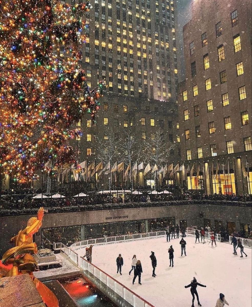 iBlairWaldorf_'s tweet photo. que el sueño de visitar New York en navidad se cumpla 🗽🤍 https://t.co/puAZb3HBiu