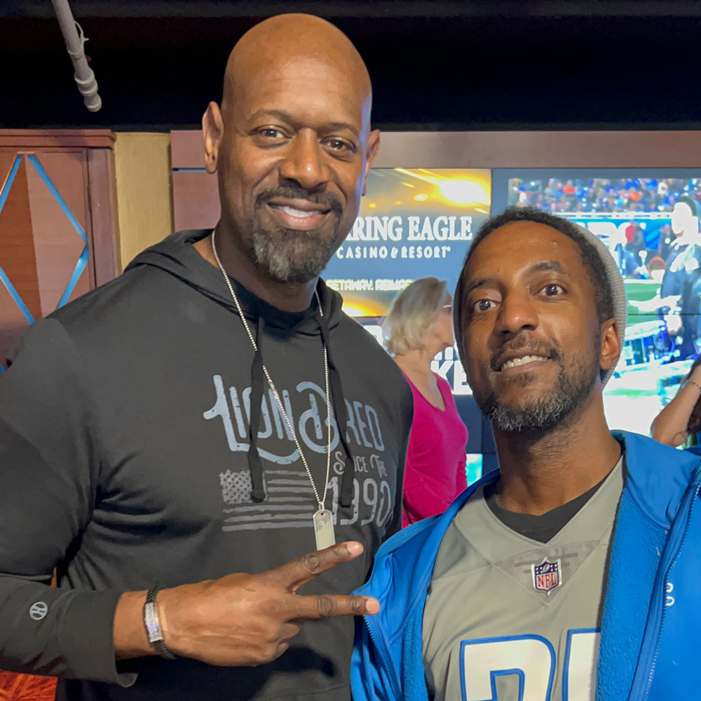 HMAN84's tweet photo. I received comments Sunday from the fans about the hoodie I was wearing. I actually designed it myself as a part of my #CatchmanCollection!
You can get it now for any of the decades from the 1940s to 2020s: https://t.co/O6ovU12qmB
#LionBred https://t.co/Phk4TsKSVR