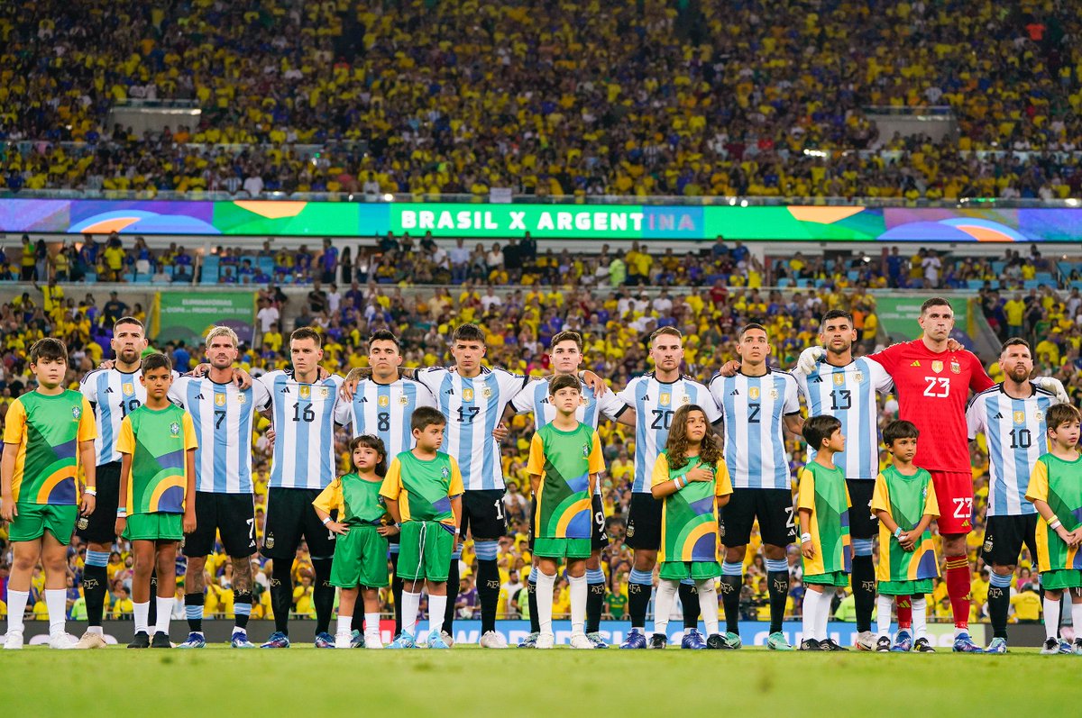 🙌🇦🇷⚽️ ¡El Once Albiceleste que hizo historia en el Maracaná! Argentina es la única selección que le ha ganado a Brasil de visita por Eliminatorias Sudamericanas.
