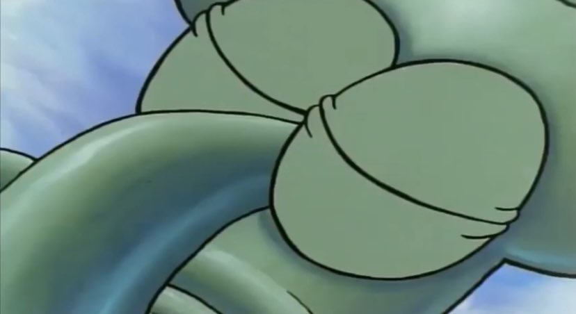 bbyskylarmae's tweet photo. Me after my alarm has already gone off 6 times https://t.co/xUDROzrRPi