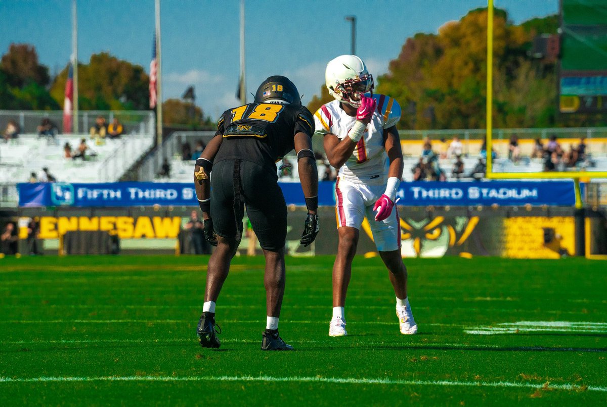 _jstubbs's tweet photo. Blessed to receive an offer from Lincoln University! @Gumbs21 @oaksfb @coach_manary @CoachTowns_LAVC https://t.co/jfBiaJCPln