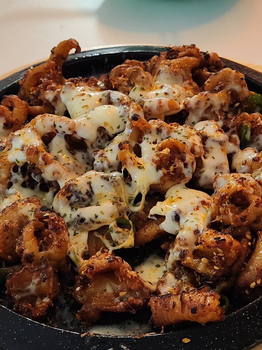 ☑️ W3W (Web3Wednesday)
수요일 알림이 W3W :)
오늘 오시는 웹쓰리 분들에게 눈꽃치즈무뼈닭발이 제공됩니다🧡
금야포차에서 술한잔 마시며 웹쓰리와 크립토 얘기 나눕시다. 닭발 못드시는 분들은 다른 메뉴를 제공해드릴게요 :)
오늘 밤도 금야포차에서 뵙겠습니다!
#금야포차 #W3W