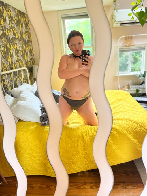 Make sure to follow my free telegram channel for some hot content  https://t.co/DsfETIJaXy r/t for some<a href="/tag/selfie"class="tags"><span>#selfie</span></a><a href="/tag/redhead"class="tags"><span>#redhead</span></a><a href="/tag/ginger"class="tags"><span>#ginger</span></a><a href="/tag/bbw"class="tags"><span>#bbw</span></a><a href="/tag/mirrorselfie"class="tags"><span>#mirrorselfie</span></a><a href="/tag/bbws"class="tags"><span>#bbws</span></a>