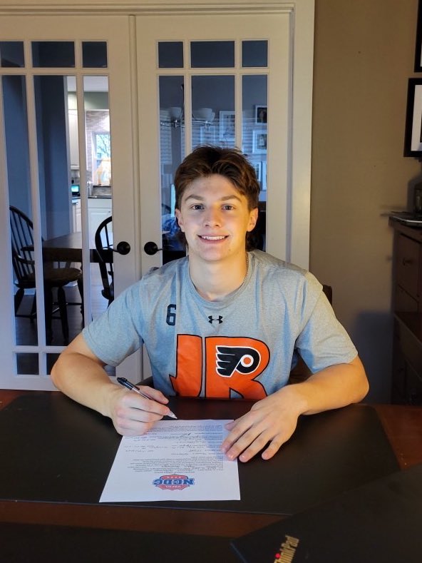 2024-2025 Tender Signing‼️ Welcome to the herd, Thomas! 

#Ogden #NCDC #HerdOfOne #Development #Advancement #Tender