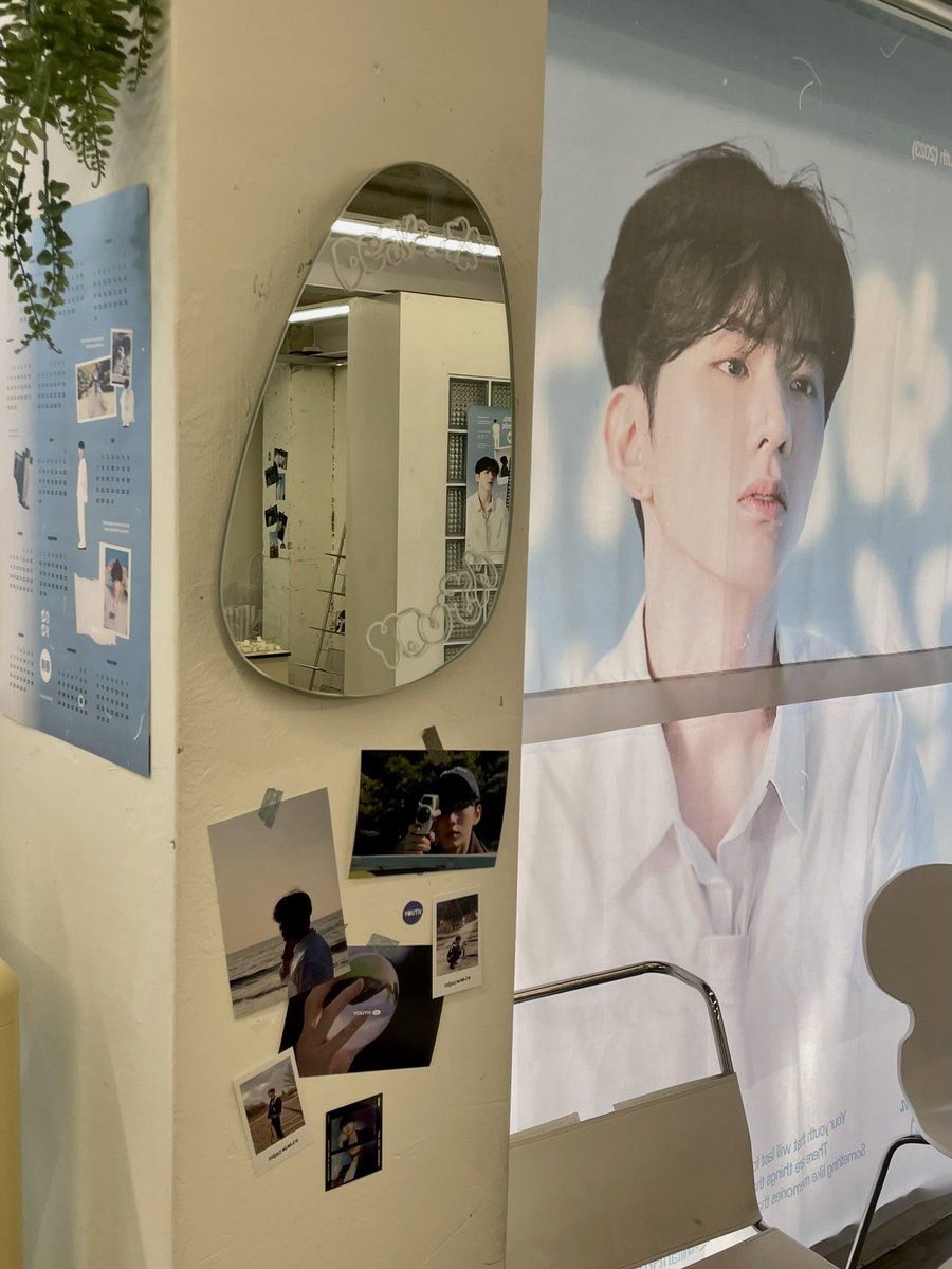 b1u2print's tweet photo. 오���커피
생��� 당일이라 한 두군데만이라도 다녀오자 해서 갔던 카페 세상에 청량 그자체...작은 카페 안에 구석구석 신경 쓰신 티가 엄청 나서 엄청 예뻤다 youth 들으면서 앉아있으면 최고임
#나의_청춘이었던_첫사랑_기현에게
#우리의_영원한_청춘_기현에게 https://t.co/75TUrAgsAh