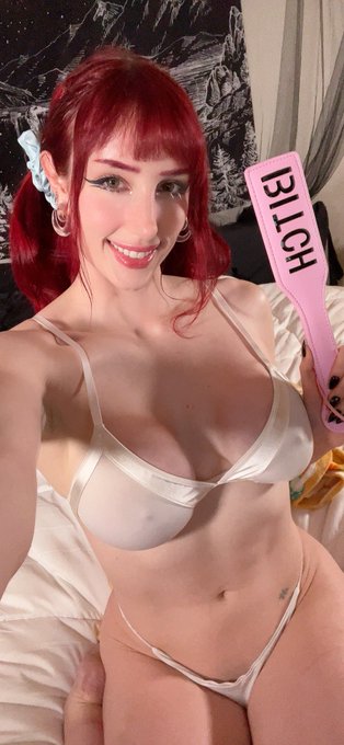 LIVE RIGHT NOW ON FANSLY 🖤💙 https://t.co/KFR2cV2tTc