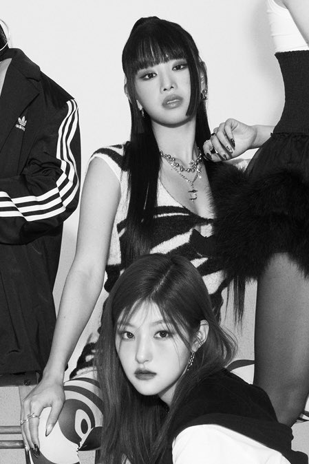 ntarchives's tweet photo. 231121 ♡ 📸 star1 magazine

#NATTY #나띠 #KISSOFLIFE #키스오브라이프 https://t.co/TOrWvDuwEJ