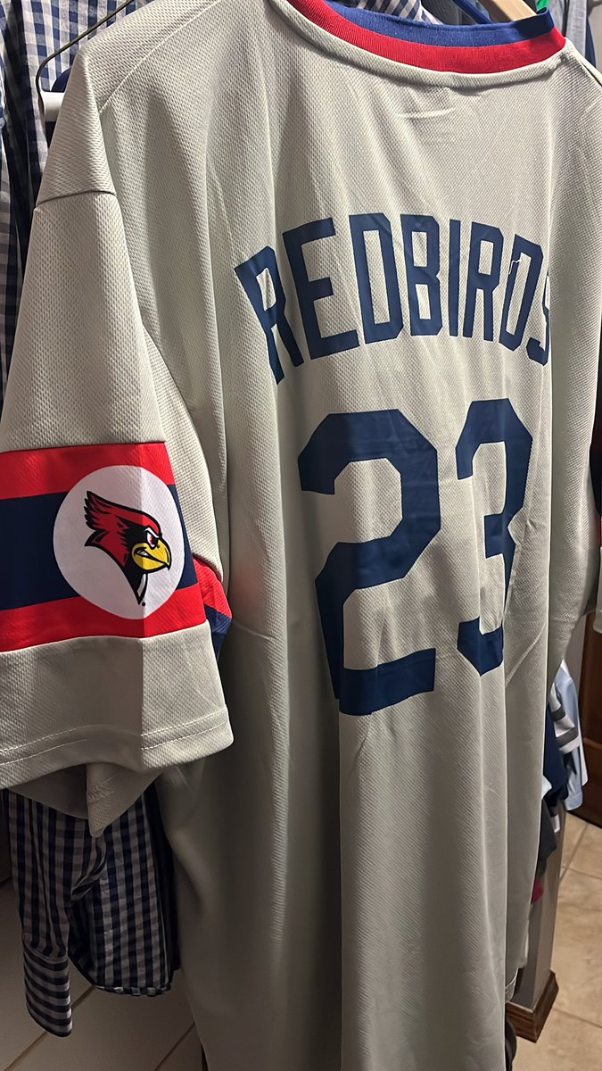 Welcome back to the land of Lincoln <a href="/RealPaulDeJong/">Paul DeJong</a>. Congrats!
Can’t wait to get up to Chitown to catch a game so I can wear my <a href="/IllinoisStateU/">Illinois State</a> Redbirds Day White Sox jersey. 
#WelcomeHome