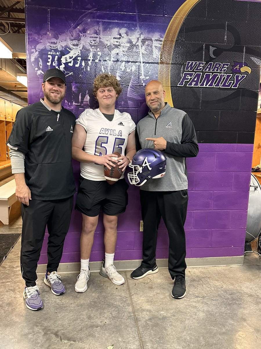 Blessed to receive an offer from Avila University! <a href="/SMMHSFootball/">Signal Mountain Football</a> <a href="/ABCsAndTDs/">benjamin hunsucker</a> <a href="/TwebbSMfootball/">Tony Webb</a> <a href="/CSmithScout/">Chris Smith</a> <a href="/CoachDA82/">Derrick Alexander</a>