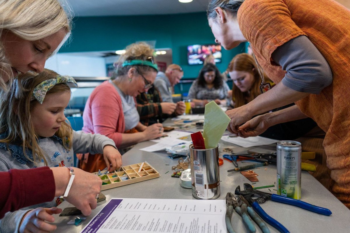 Free Crafty Saturday Session 25 November, 11am to 4pm.

This session is being delivered in partnership with the @principalityBS

Together we will creatively explore what home and your community means to you, with the decoration of cardboard houses.

Everyone welcome!