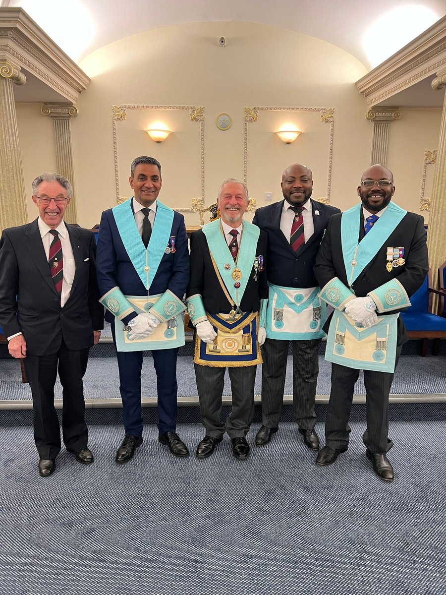 Congratulations to Bro Lex Olutayo on being raised to the sublime degree of a Master Mason. 
Bro Olutayo pictured with the WM Tony Mackrell and SW (Bro O Olutayo,  older sibling) and some of the officers of the lodge @stjames's