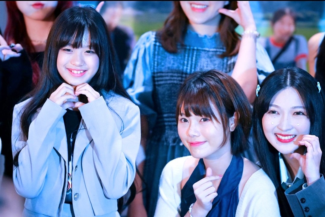 rina_kamata_'s tweet photo. 【 映画試写会】
#君は放課後インソムニア
#InsomniacsAfterSchool
#ถ้านอนไม่หลับไปนับดาวด้วยกันไหม
#music #pimkhajon #rinakamata #rinamiscess #v1 #mildmint #bnk48 #sweat16 #miscess #aliszt #cmcafe
Roadshow starts on the 23 Nov
23 พฤศจิกายนในโรงภาพยน https://t.co/hNFDaw2MWI