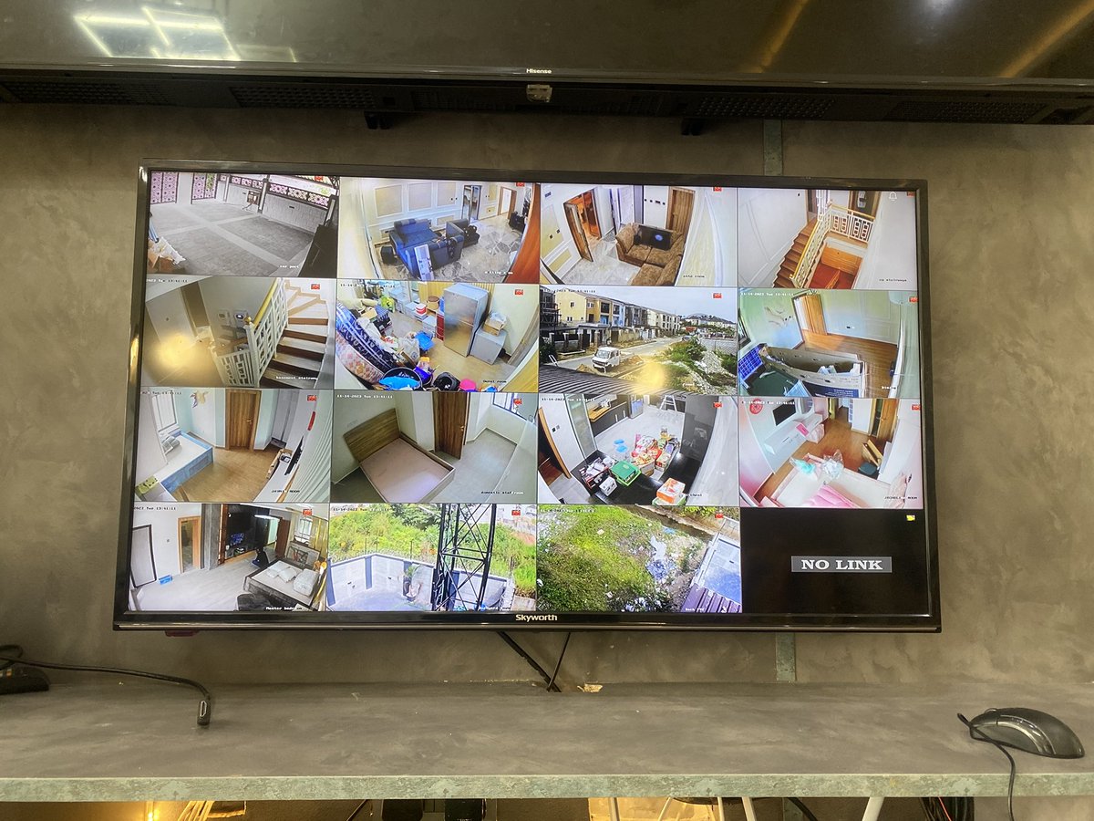 joshytechltd's tweet photo. Elevating security to a whole new level with our 16 Channel ColorVu Camera installation! Crystal-clear images day and night. Another project delivered with excellence!

DM/Call/WhatsApp
09025000021, 07066908763 https://t.co/ig2RmW1ReN