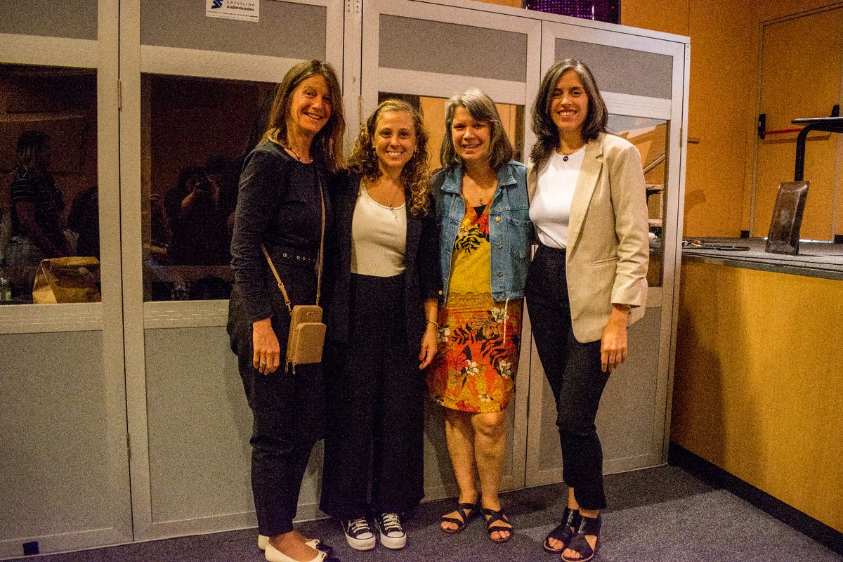 Excelente equipo! Un placer trabajar juntas en el evento <a href="/glamwiki/">GLAM-WIKI</a>