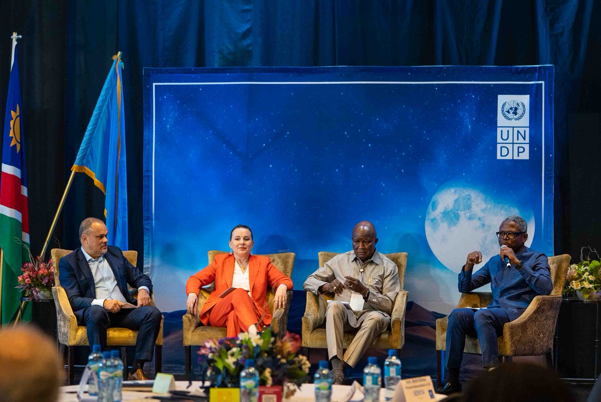 UNDPAfrica's tweet photo. #JustConcluded: Insightful panel discussion with @DamienMama and @KamaluddeenKK moderated by  
@JLStalon on approaches to scale financing and impact for the #SDGs @UNDP, sharing lessons from @PNUDRDC and @PNUD_Tchad. https://t.co/NVjGVhb9Uy
