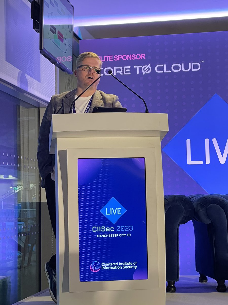 bcrock3r's tweet image. With @Stods21 at #CIISecLive2023