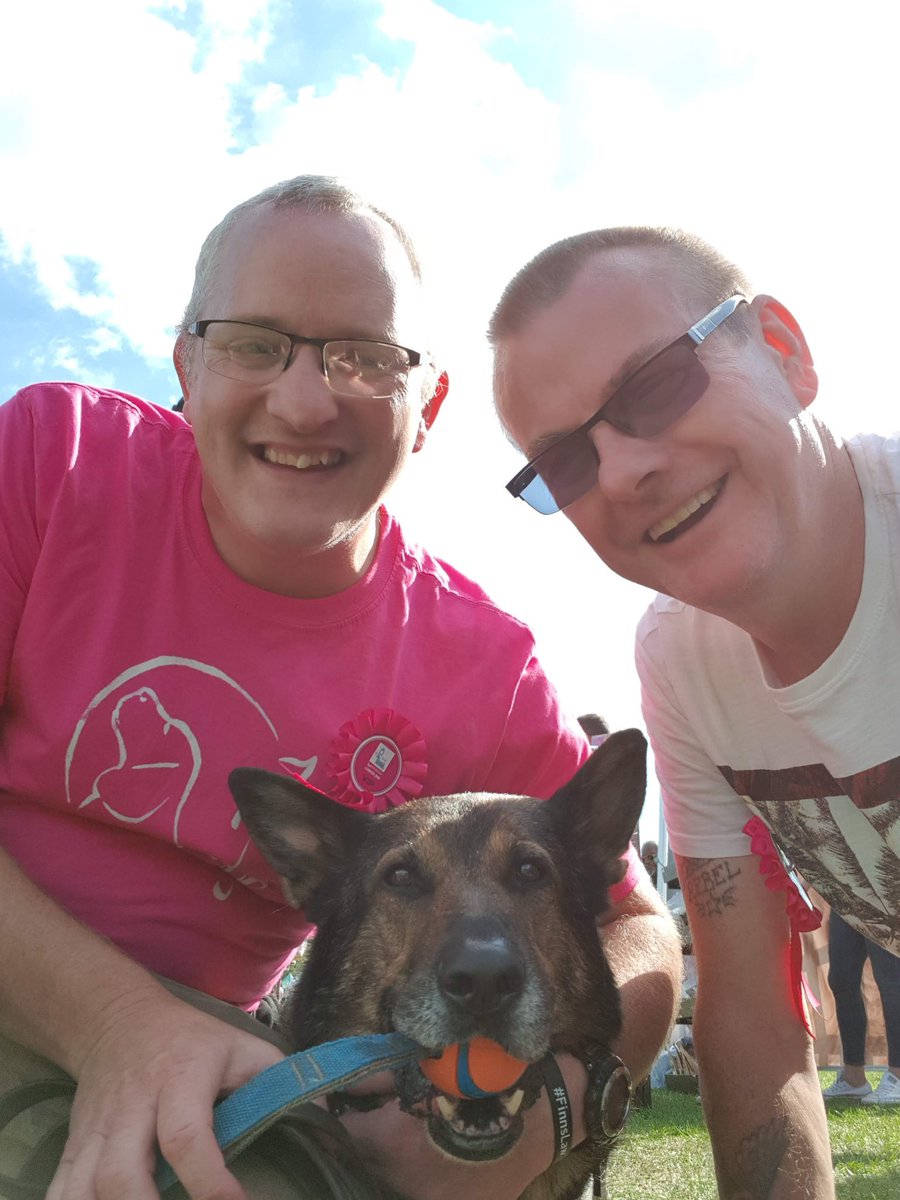 #Memories

When I had the absolute pleasure of meeting the wonderful Dave Wardell and PD Finn at #PupAid.

BOTH are HEROES in
My eyes!

#K9Finn #FabulousFinn
#FinnsLaw #FinnsLawPart2