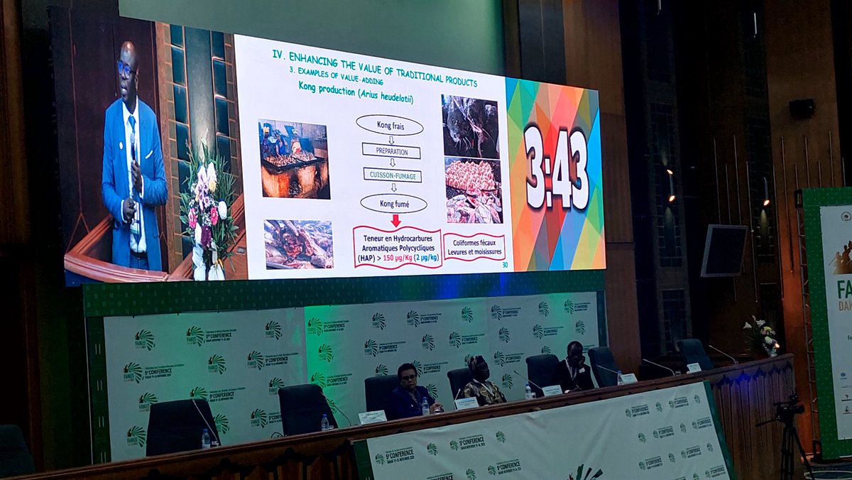 MariameSea's tweet photo. Brillante présentation 👏🏾 du Pr @MadyCisseESP de l'#ESP pour l'amélioration de la valeur nutritionnelle de nos produits locaux à la 5ème conférence de la fédération des sociétés africaines de nutrition #FANUS 
@UCAD_Senegal  #conference  #ANAS https://t.co/rh98VNsi5o