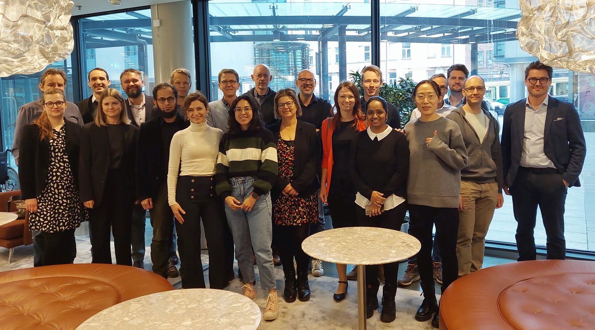 Thrilled to launch our <a href="/EUeic/">European Innovation Council</a> project "Multiomics-based Risk Stratification for ASCVD" #MIRACLEeic Honored to work with this dedicated team! 
<a href="/gpasterkamp/">gerard pasterkamp</a> <a href="/JBjorkegren/">Johan LM Björkegren</a> <a href="/KiviniemiTuoski/">Tuomas Kiviniemi</a> <a href="/MoritzScheidt/">Moritz von Scheidt</a> <a href="/mm0kry/">michal mokry</a> @rainermpg @swvanderlaan Onland-Moret, Schunkert,  Dichgans, Michoel lab
