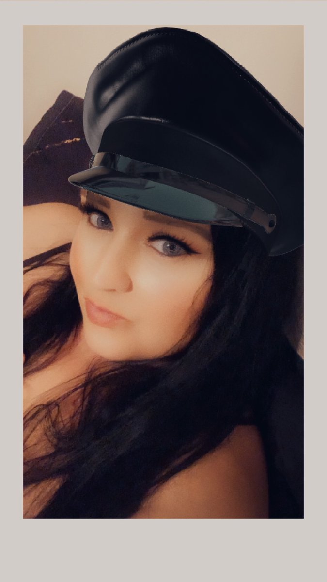 Boobzilla690's tweet photo. Goooooood morning https://t.co/Cwx20hjgPb