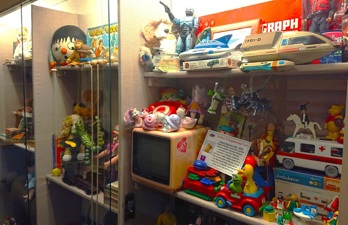 BramptonMuseum's tweet photo. It's #gameandpuzzleweek &amp; you can see plenty of games, puzzles &amp; toys from years gone by in our Toy Gallery. See if you can spot any that you remember playing with!
Admission to the museum is free, we're open 10am- 5pm Tues to Sat &amp; 1.30-5pm on Sundays.
#nationalgameandpuzzleweek https://t.co/BR4cC9wGQK