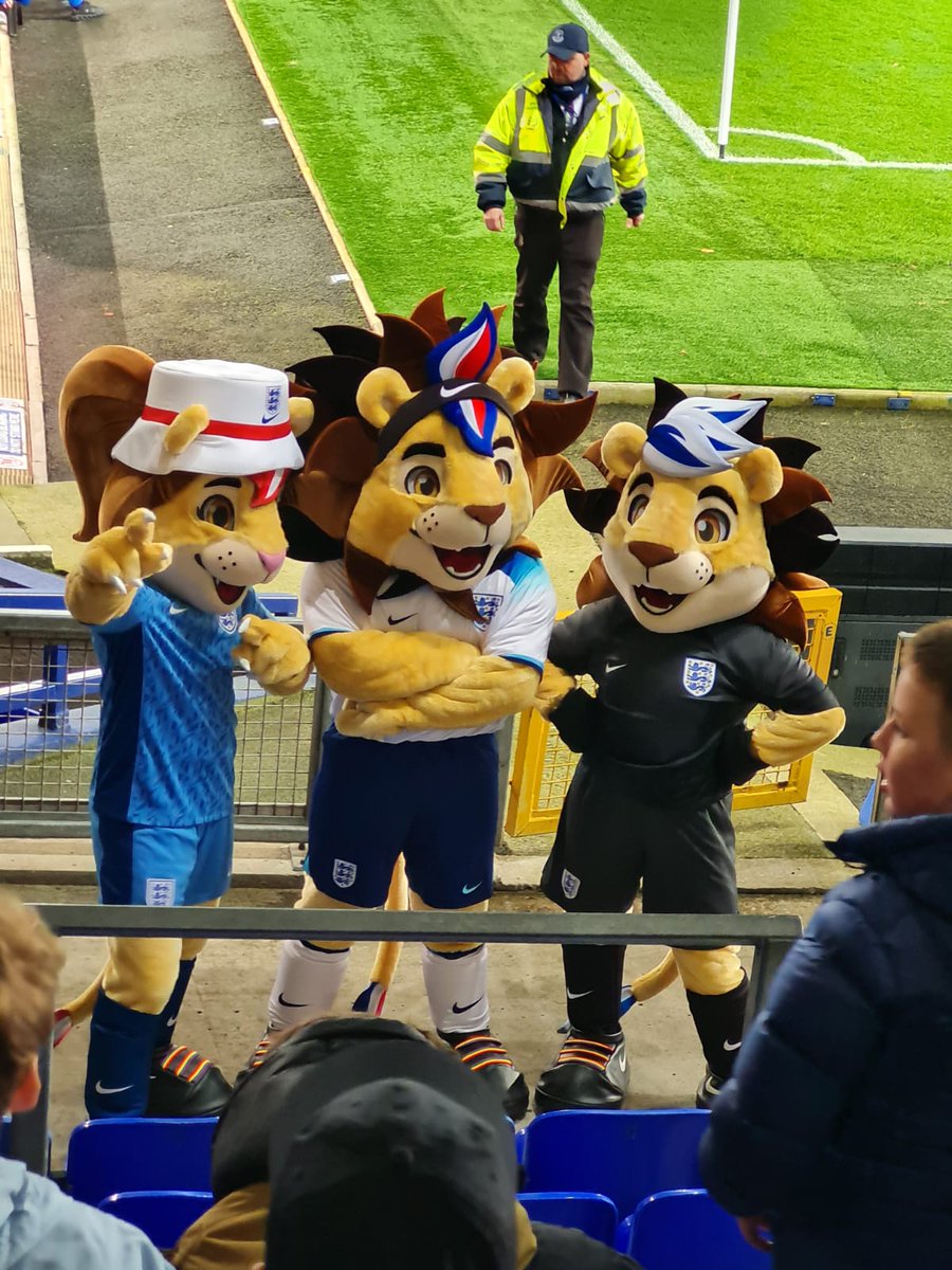 Great to see the team so excited watching England u21s yesterday.