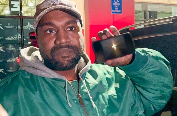 Ye i Ty Dolla $ign dropnęli „Vultures” 🦅 na feacie Bump J.

no i oczywiście, nie obyło się bez kontrowersji. więcej na www 🌐