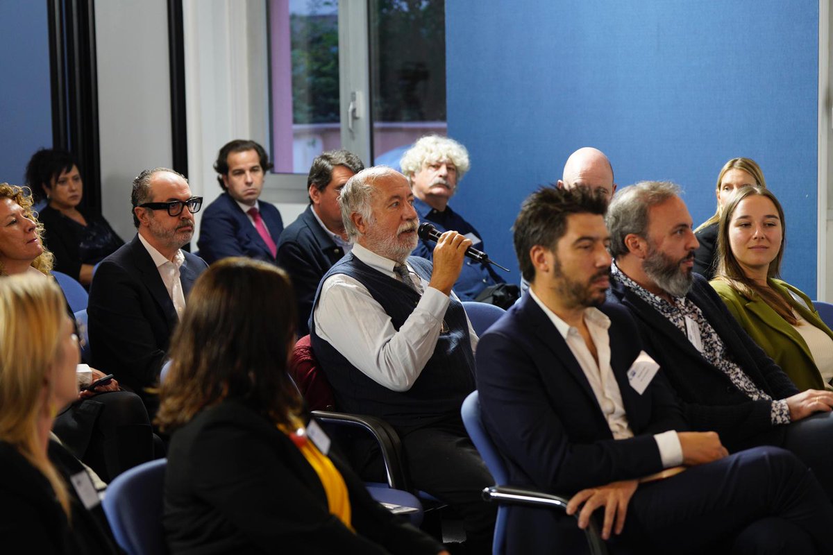 Cámara Alemana ESP tweet media