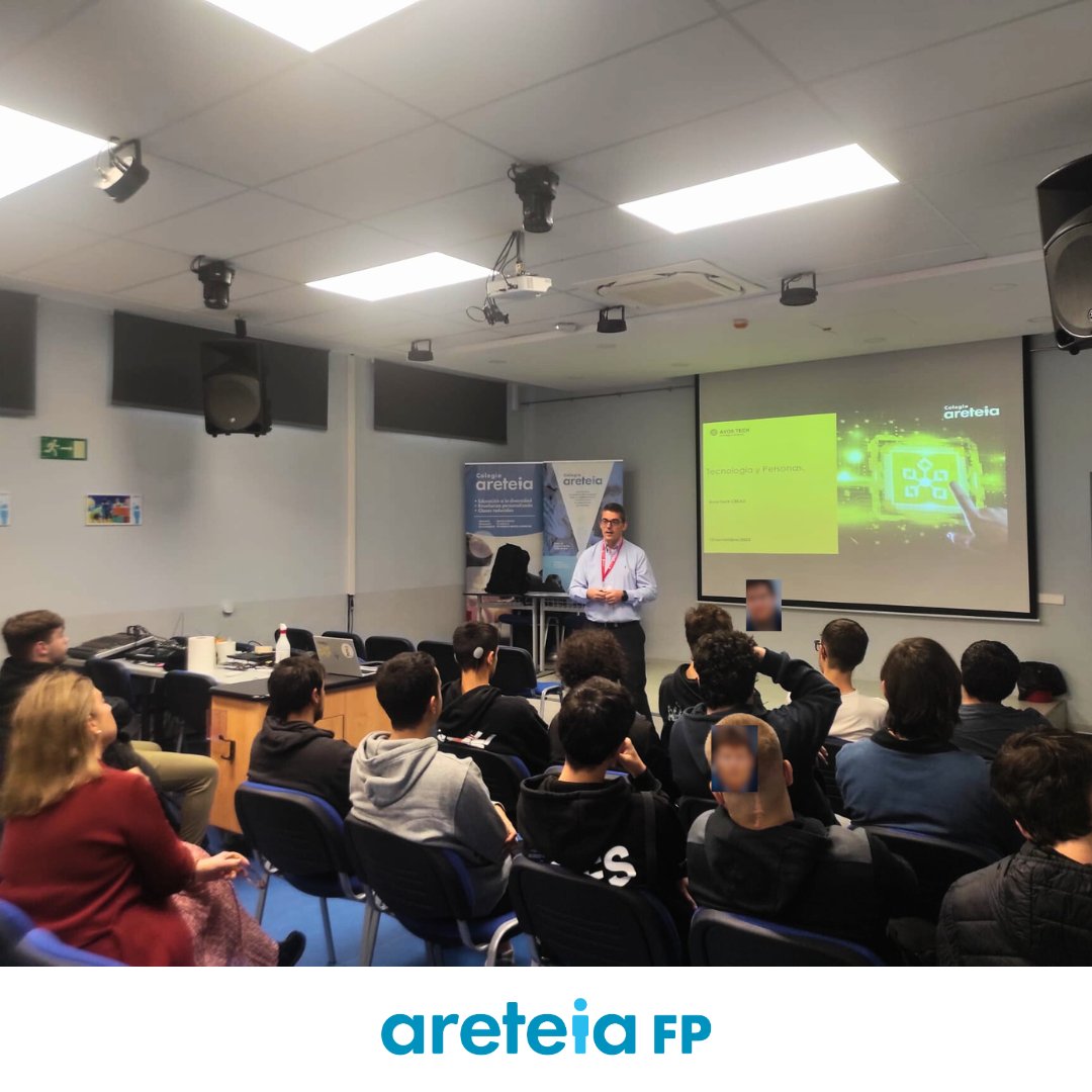 FP_Areteia's tweet photo. 🚀💻 "Areteia Emprende"

Fernando Cisneros Villa, Director de Digitalización, Automatización y Robótica en Prosegur, nos visitó el pasado 15 de noviembre para hablarnos de las últimas tendencias en digitalización y automatización ✨🌐

@prosegur https://t.co/npzhMhYCDM